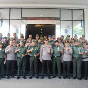 Danrem 052/wkr Berikan Surprise Kepada Polres Tangsel di HUT Bhayangkara ke 77